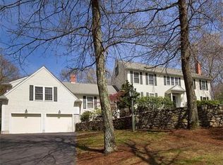 7 Royal Cir, Lexington, MA 02420