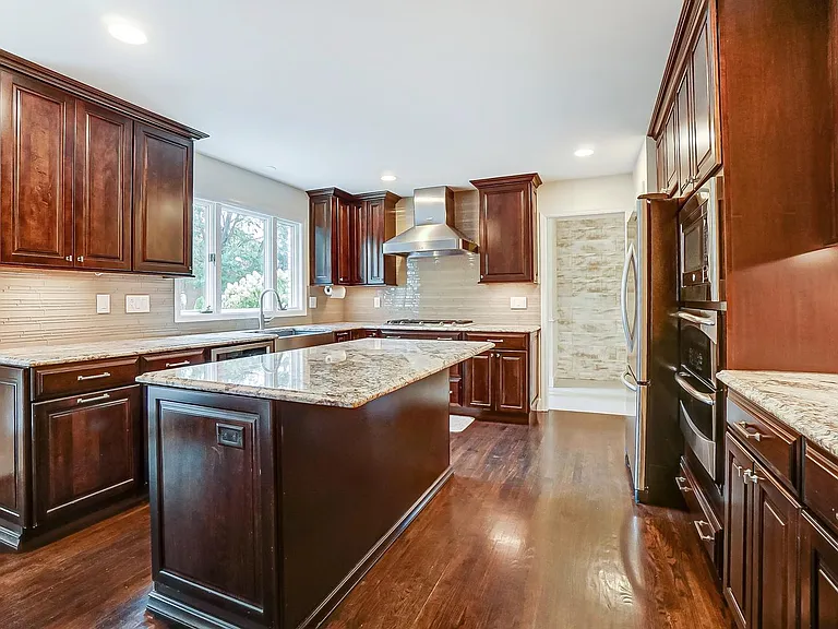 11410 Avant Ln — Photo 11