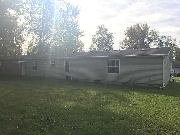 3rd image of 2773 E Colony Ave