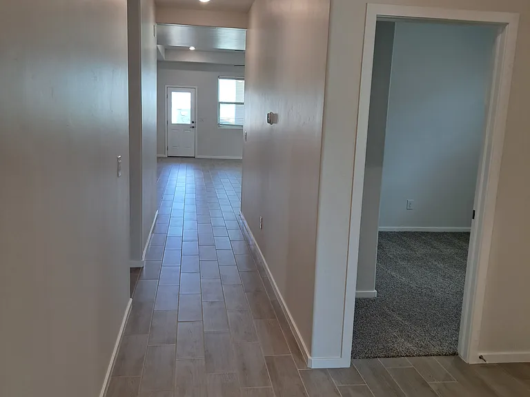 1040 San Cristobal Dr — Photo 12