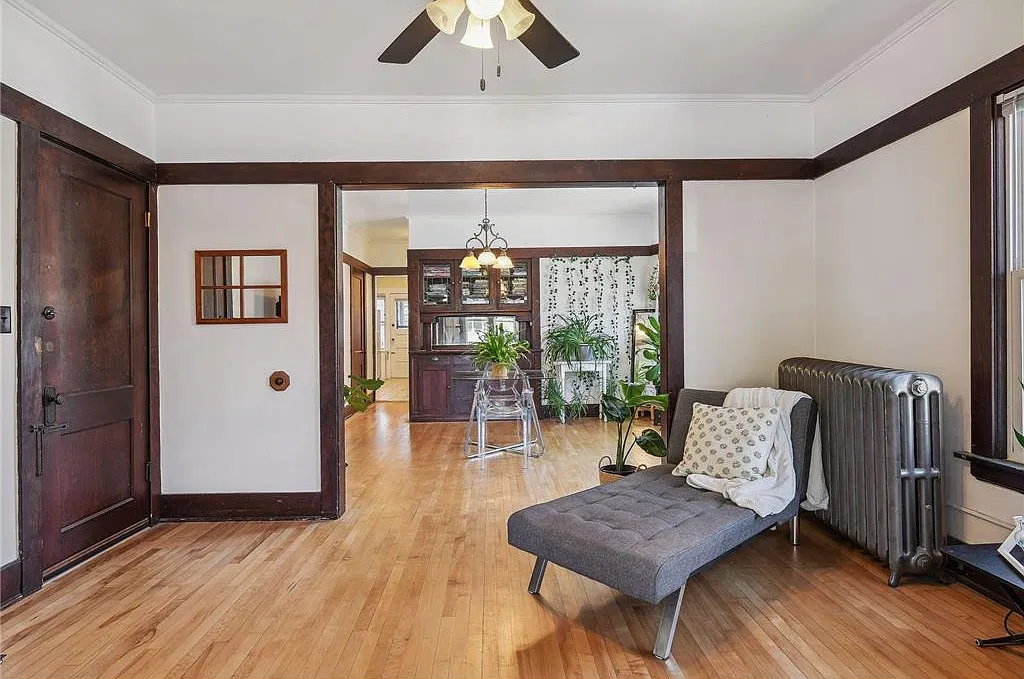 2 bed, 850 sqft, $1,425 — Photo 1