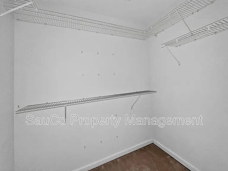 1861 SE 47th Ave — Photo 22