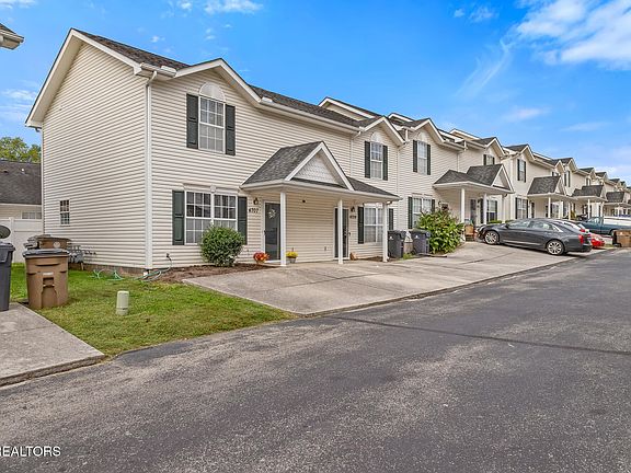 3rd image of 4707 Scepter Way