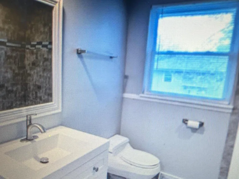 Updated main level bathroom!