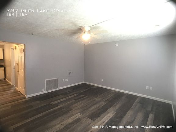 2nd image of 237 Glenlake Dr APT C
