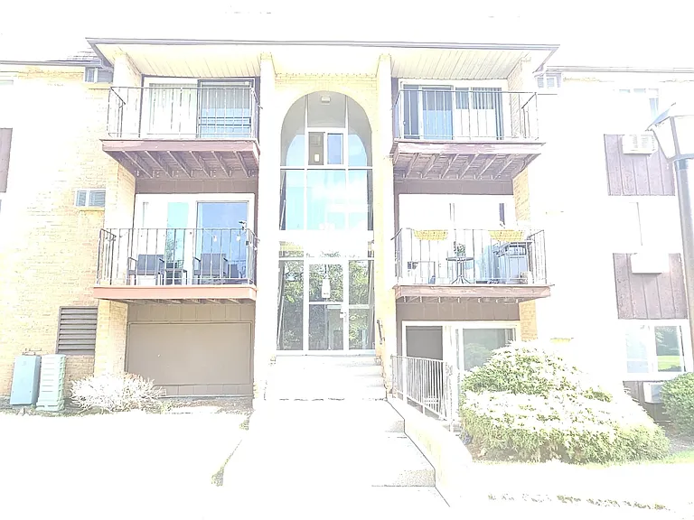 675 Heritage Dr #306 — Photo 4