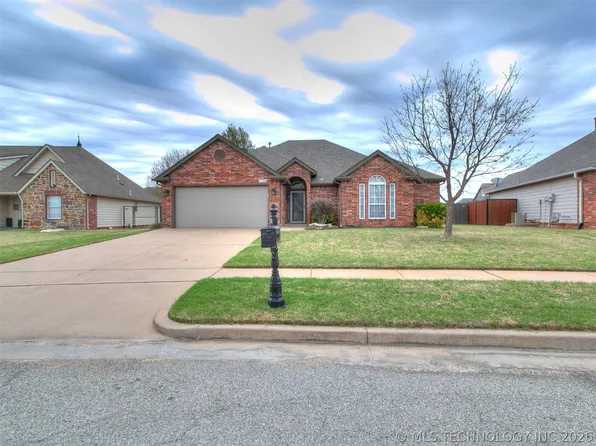 1706 W Austin Pl, Broken Arrow, OK 74011