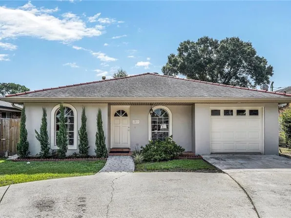 2817 Transcontinental Dr, Metairie, LA 70006