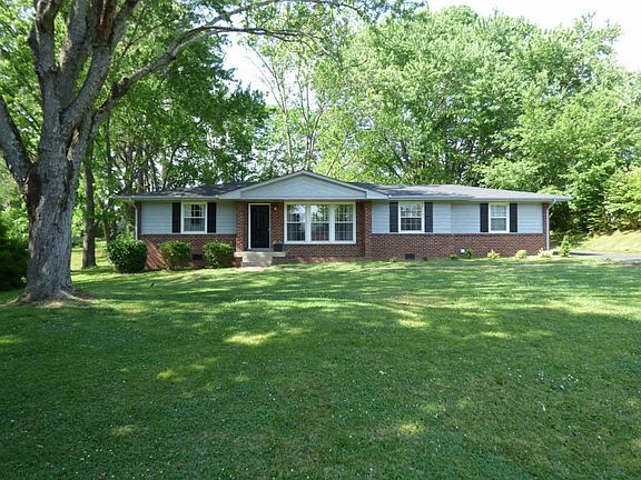 2nd image of 2305 Sherwood Dr