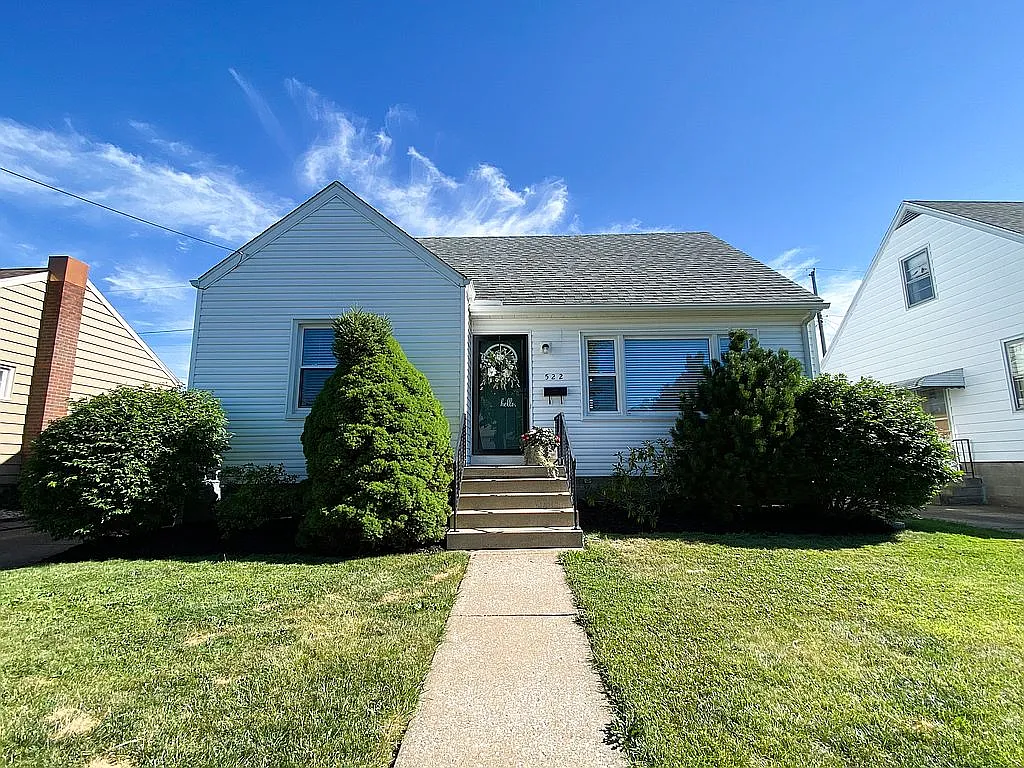 522 Rockwell St photo 1