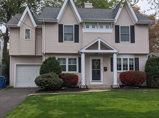 375 Park View Dr, Scotch Plains, NJ