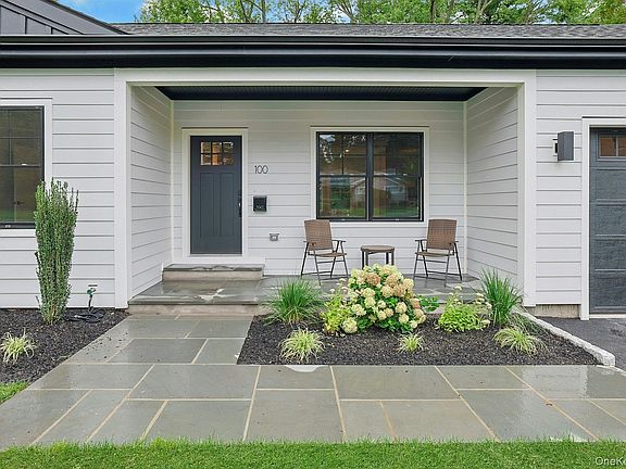 3rd image of 100 Hazelton Circle