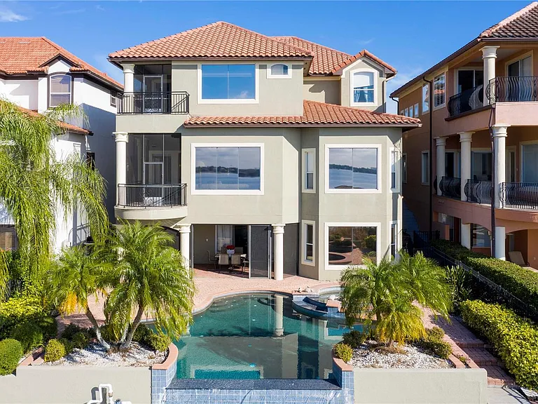 7926 Versilia Dr — Photo 47