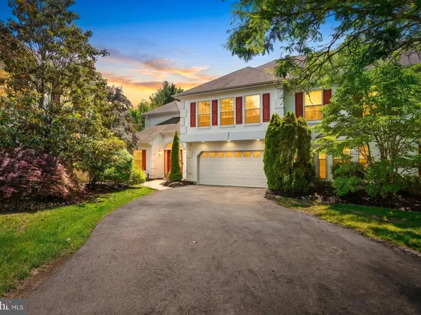 17 Wright Pl, Princeton Junction, NJ 08550
