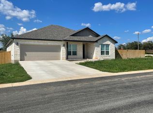724 Madilynn Ct, Fredericksburg, TX 78624