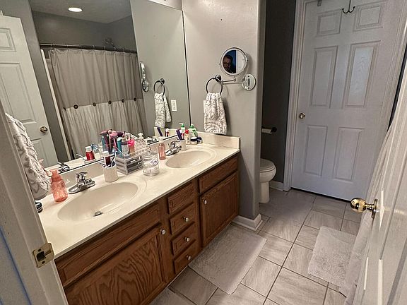 5th image of 116 Stanley Dr