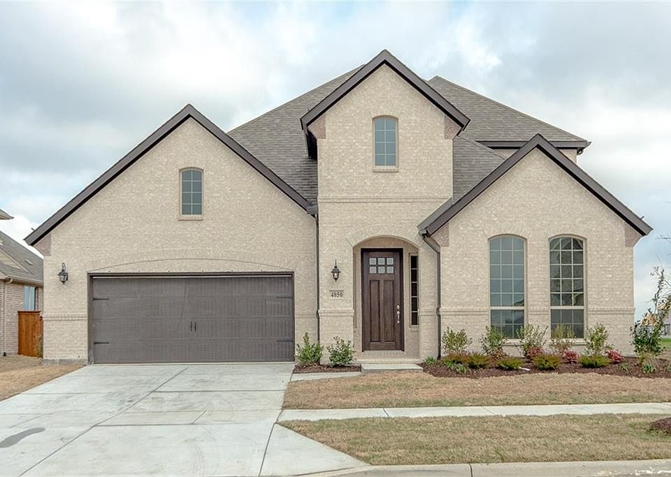 1st image of 4050 Dewberry Ln