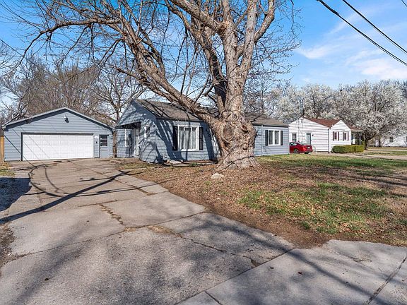 2nd image of 4308 SW 19th St