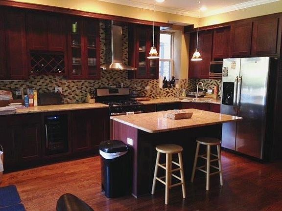 5th image of 4821 N Winthrop Ave APT 2