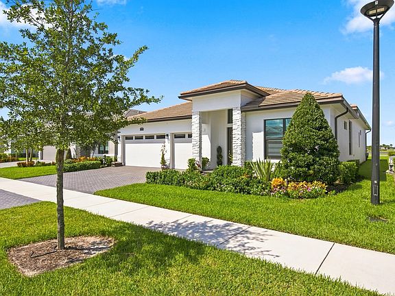 4th image of 13145 SW Shinnecock Drive