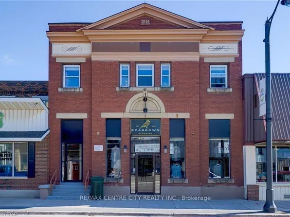 211 Main St, Southwest Middlesex, ON N0L 1M0