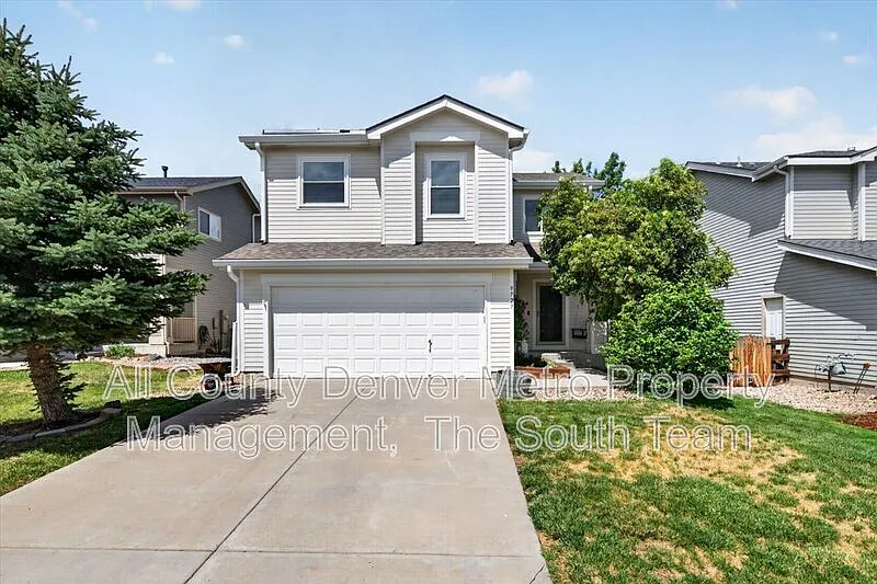 3 bed, 2.5 bath, 1654 sqft, $3,295 — Photo 2