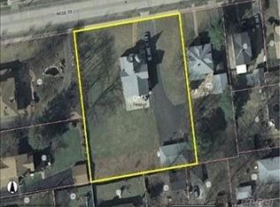 23 Rose St, Freeport, NY 11520