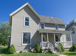 216 Martin St, Sharon, WI 53585