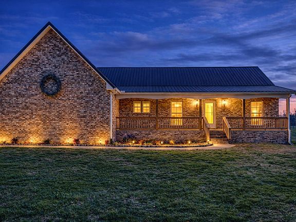 4th image of 667 Northup Rd