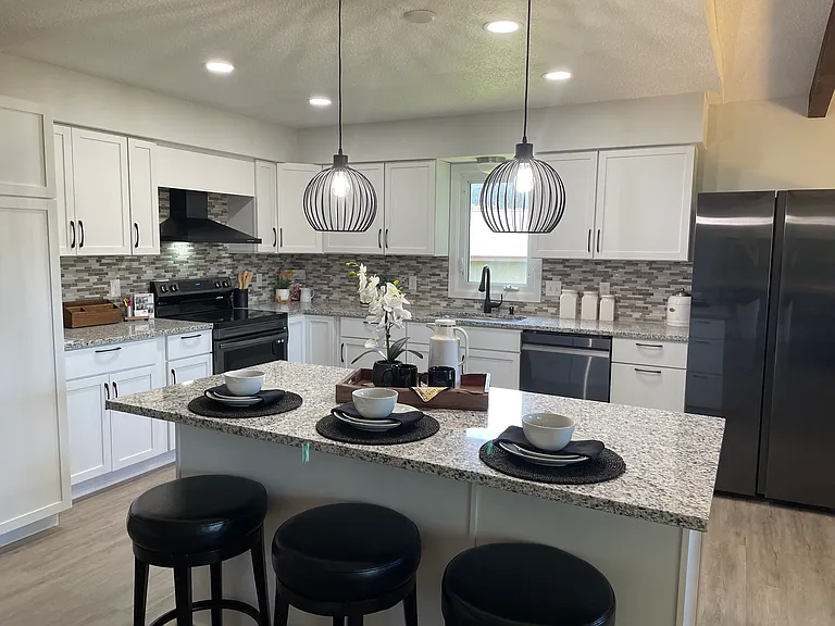 Fully renovated kitchen