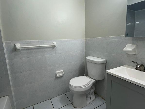 51 Seymour Ave #1A