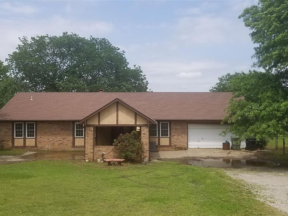 1st image of 18415 Hilltop Ct