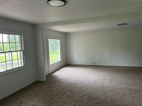 2nd image of 516 Welch Ave