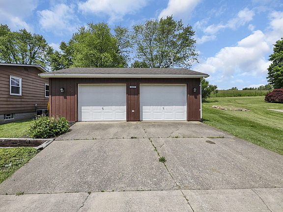 5th image of 2839 Logan Thornville Rd NE