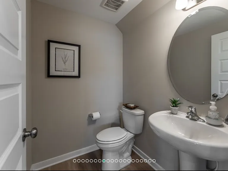 202 Greenpark Rd — Photo 12