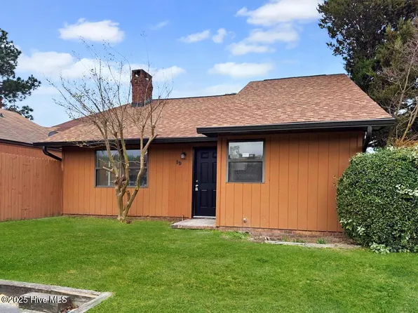 200 Rollins Drive #19, Greenville, NC 27834