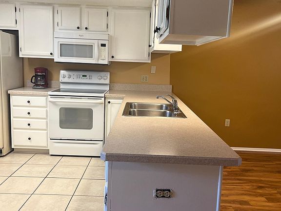 5th image of 2888 Bancroft Cir E #5C