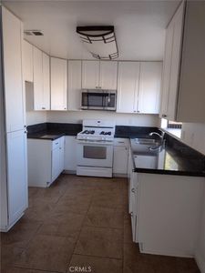 12219 Merrod Way, Victorville, CA, 92395