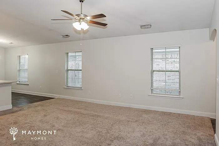 236 Bermuda Lakes Dr — Photo 3