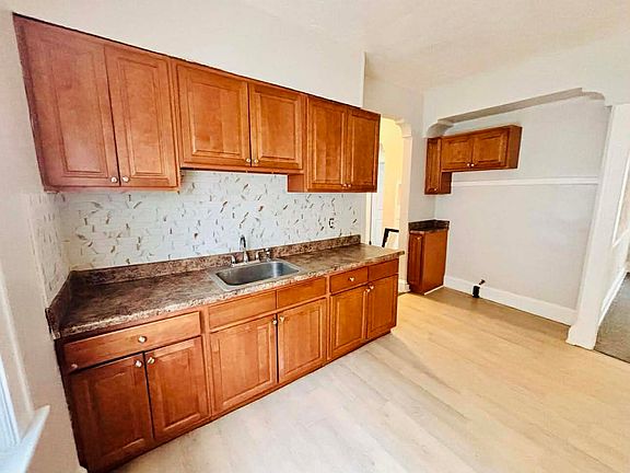 2nd image of 3677 E 153rd St #2