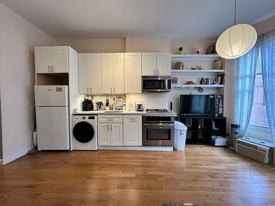 1st image of 77 Tyler St Unit 2