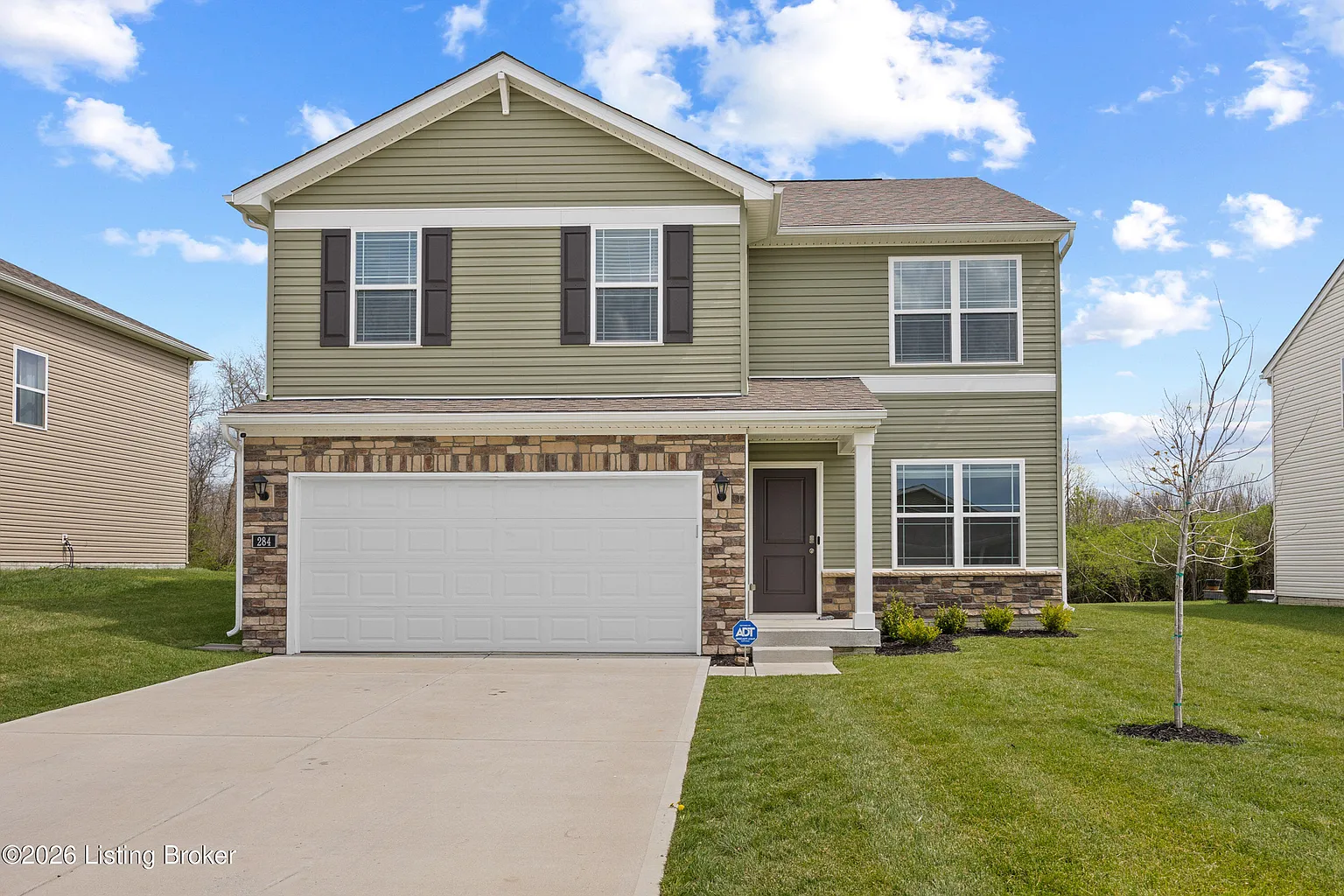 284 Zelcova Dr photo 1