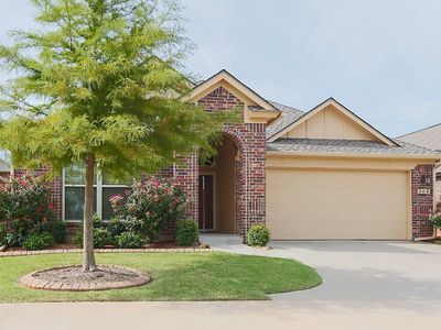 504 W Nathan Way, Yukon, OK, 73099