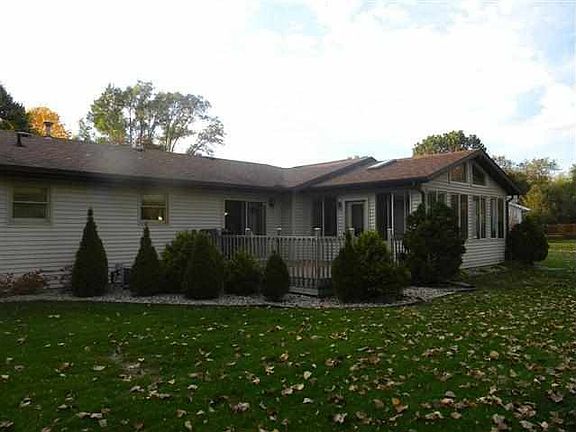 2nd image of 56442 Wild Cherry Ln