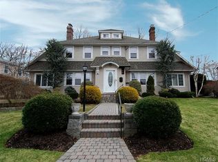 33 Moran Pl, New Rochelle, NY 10801