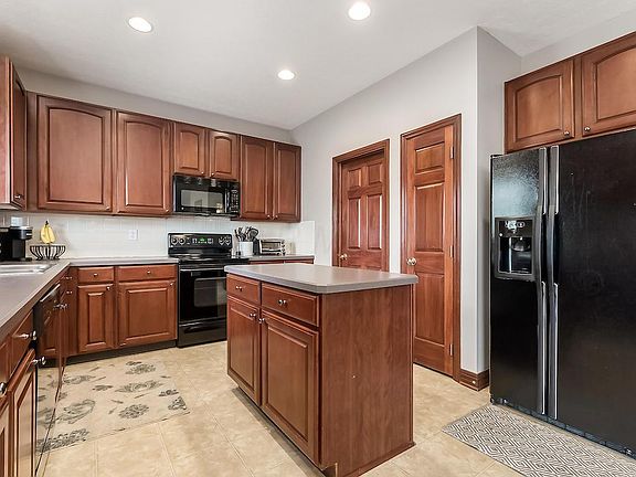 4th image of 6350 Debidare Ct