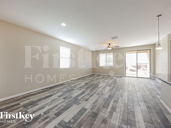 3rd image of 10822 S 175th Dr