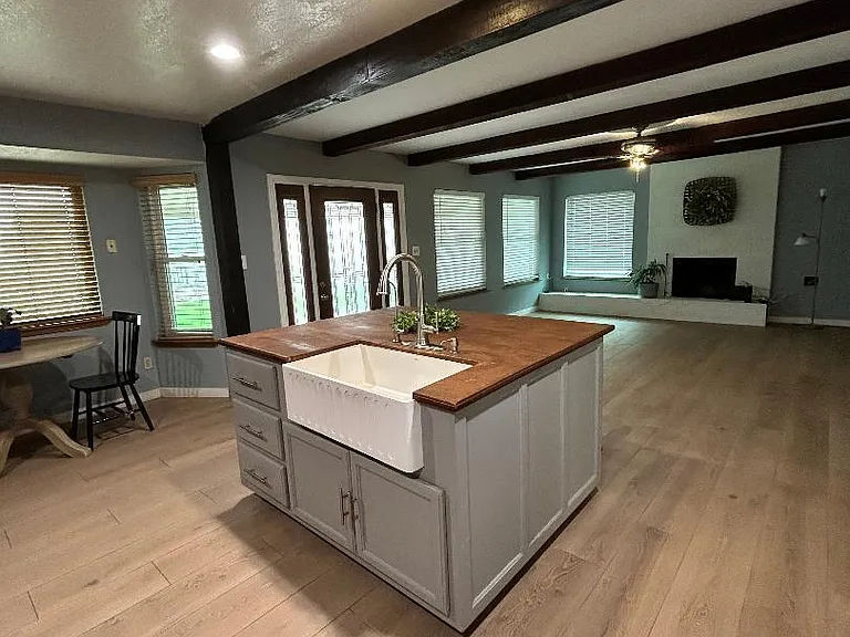 3610 Buxton Dr — Photo 7