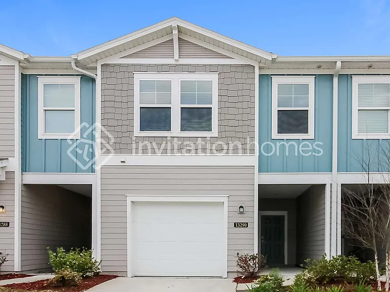 13290 Shore Grass Dr — Photo 1