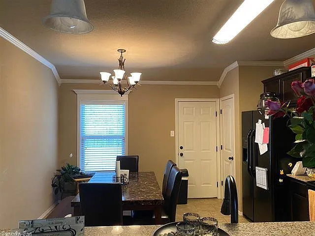 35 Dunwood Dr — Photo 3